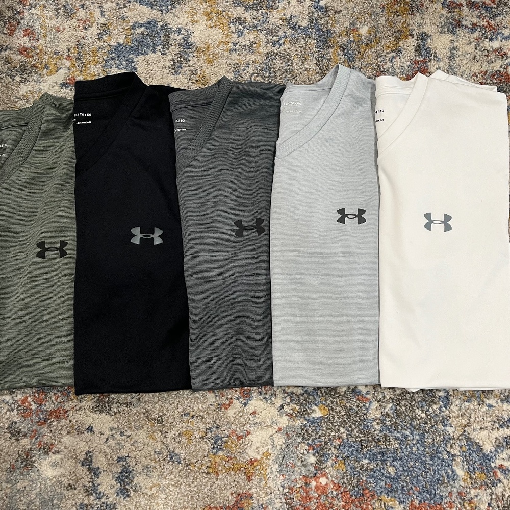 Under Armour Heatgear V-Neck T-Shirts, Bundle of 5, Men's Size XL